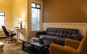 City Center Inn And Suites